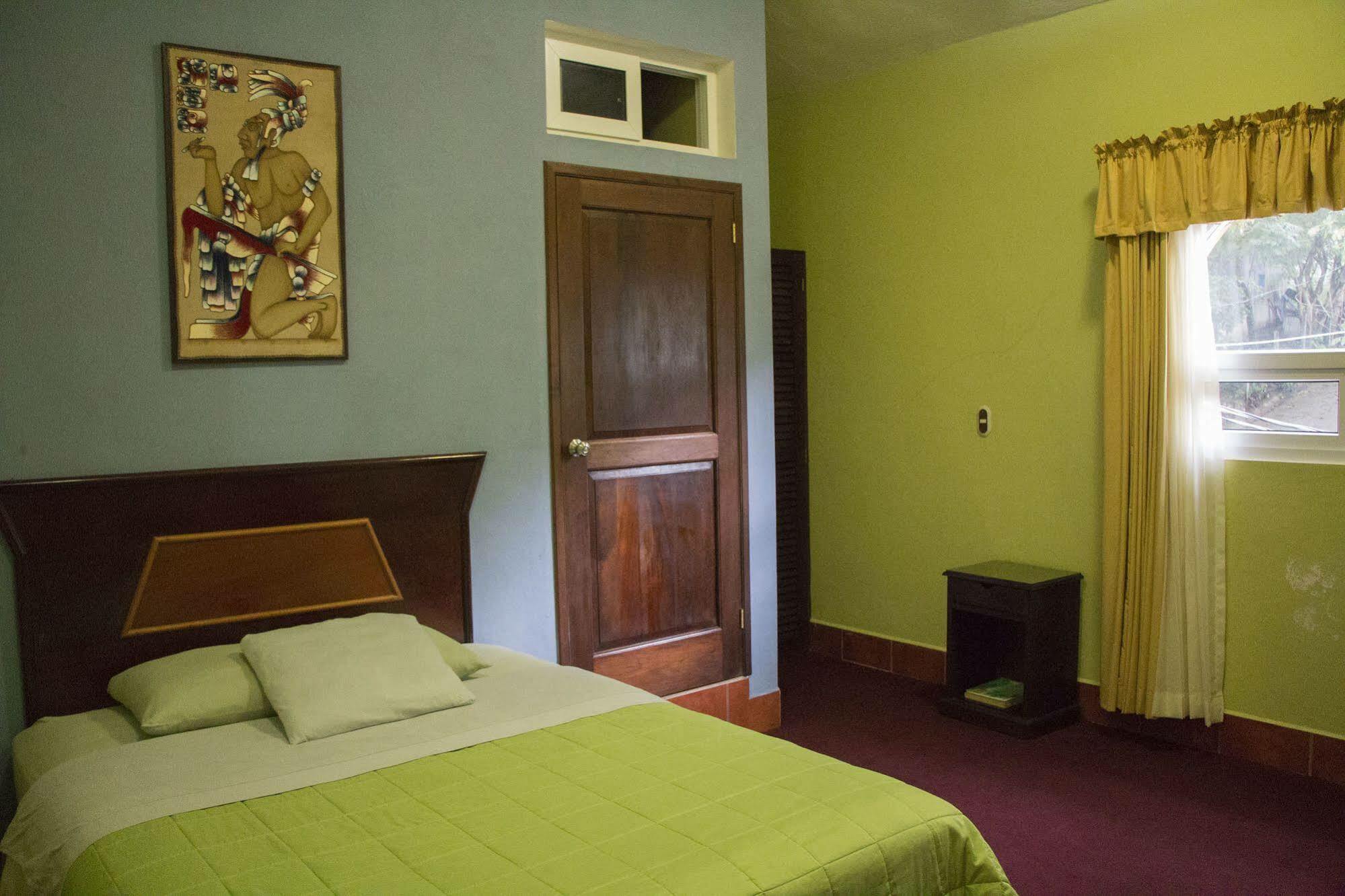 Hotel Ribiera Del Lago Peten Itza San Roman Εξωτερικό φωτογραφία